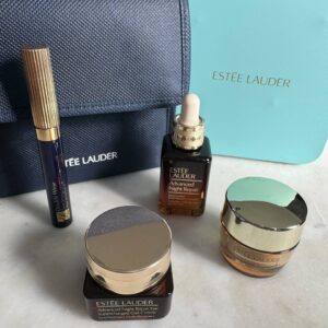 Estee Lauder Essential Set