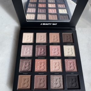 Beauty Bay Eye shadow Pallete
