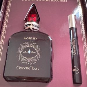 باكج عطر شارلوت